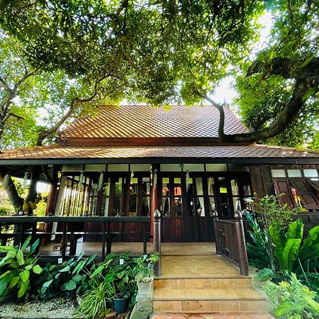 Baan Lhang Wangh บ้านหลังวัง Phitsanulok Exteriér fotografie