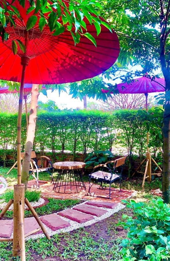 Baan Lhang Wangh บ้านหลังวัง Phitsanulok Exteriér fotografie